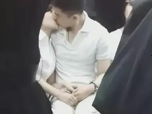 情侣亲吻吃瓜,情侣亲吻引发的吃瓜热潮